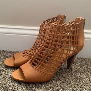 Vince Camuto Strappy Peep Toe Heeled Sandal